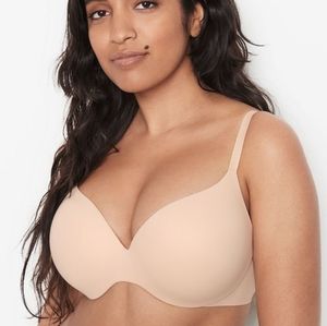 Victoria's Secret Incredible Bra